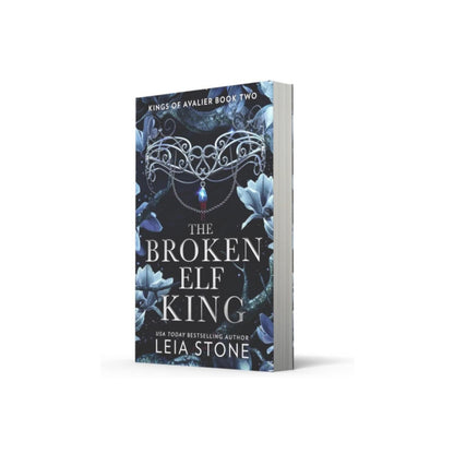 Broken Elf King (Kings of Avalier #2) by Leia Stone